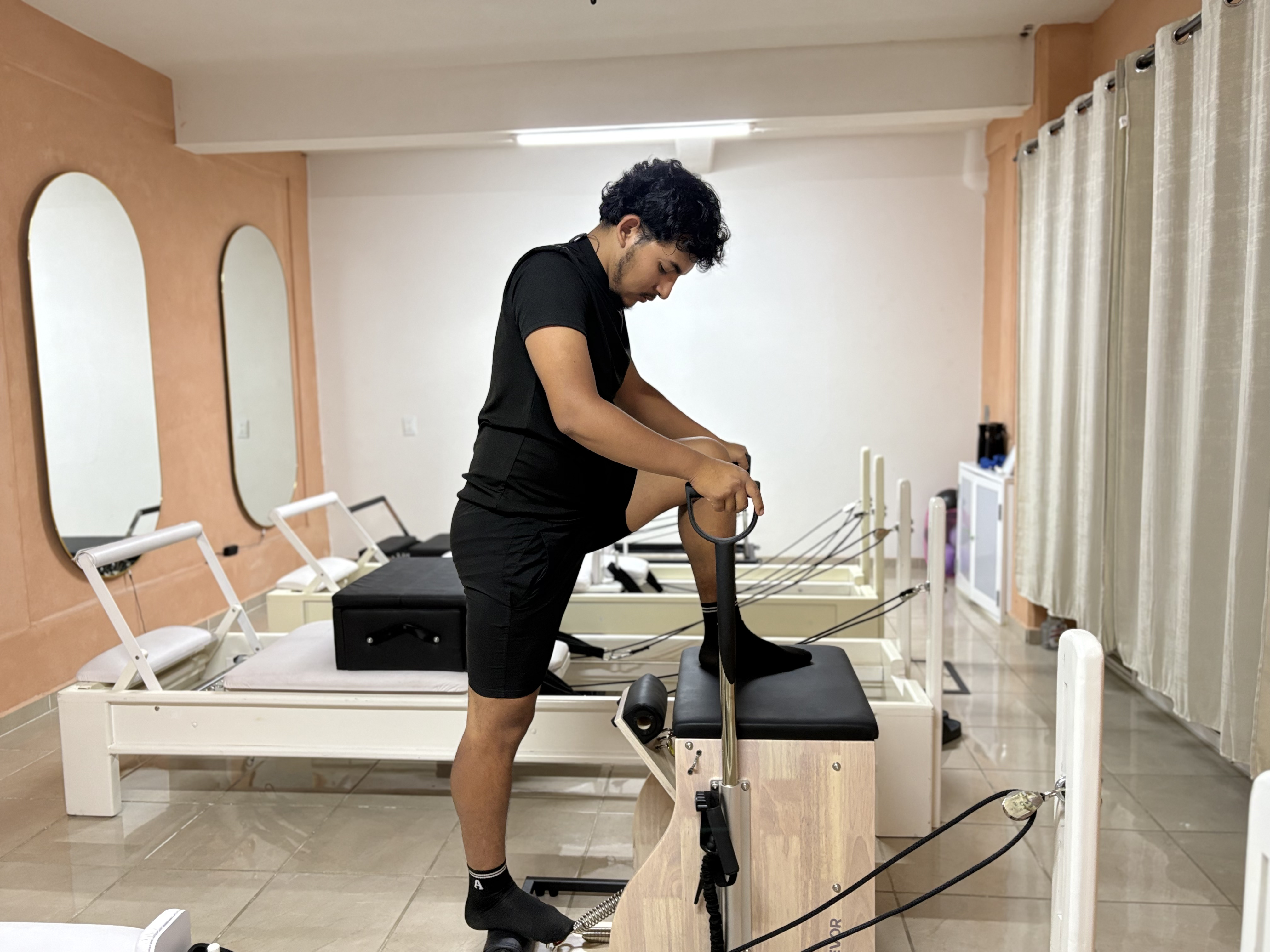 Galo's Pilates Studio slider 27